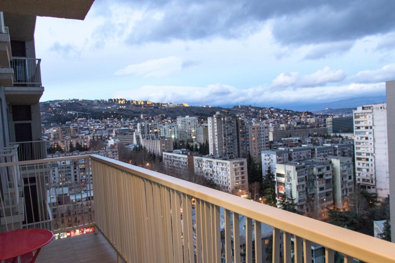 7Th Heaven Apartment In Central Тбілісі Екстер'єр фото